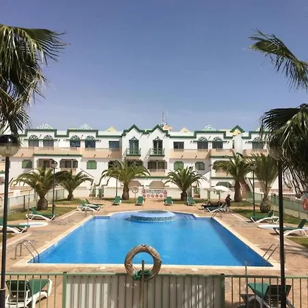 Stunning 1-Bed Apartment In Caleta Fuste Appartement *